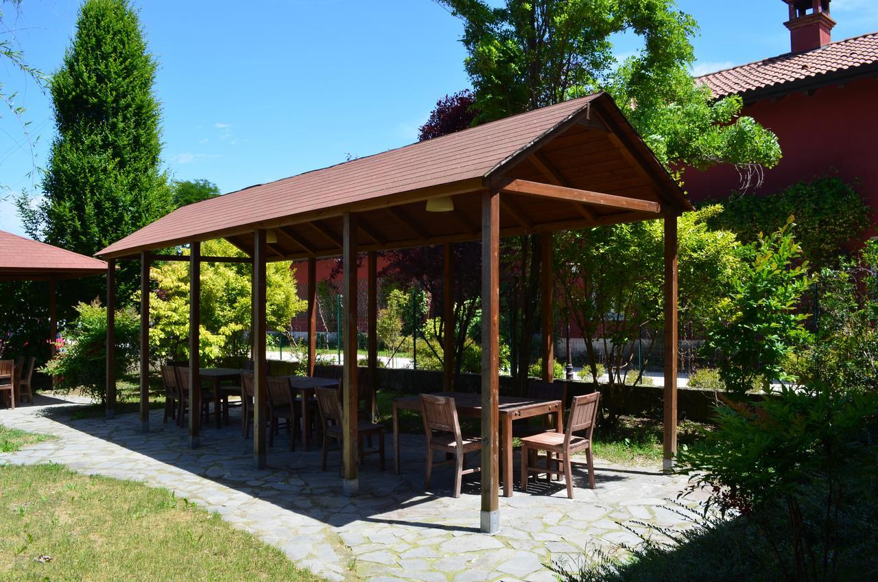 Agriturismo Cascina Maiocca Mediglia エクステリア 写真