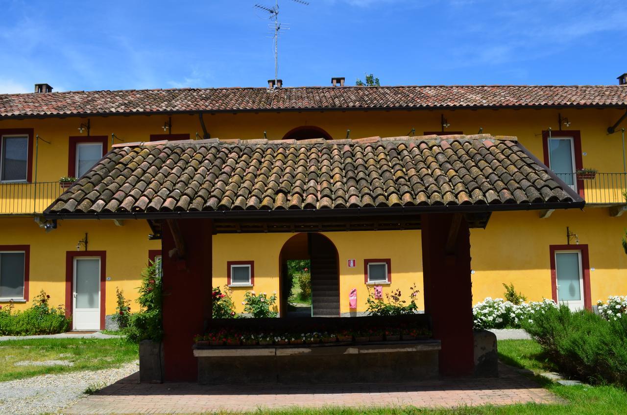 Agriturismo Cascina Maiocca Mediglia エクステリア 写真